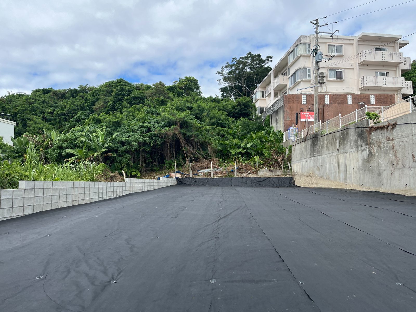沖縄市大里一丁目