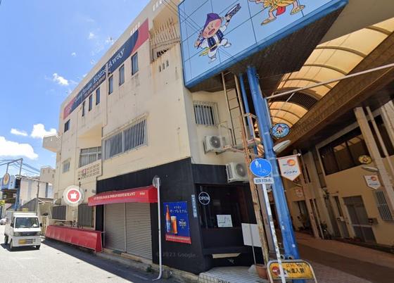 沖縄市中央商業ビル（沖縄市）