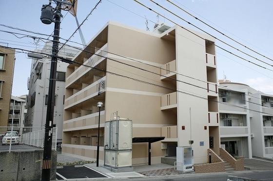 レオパレスヘリテージ新都心 201号（那覇市）