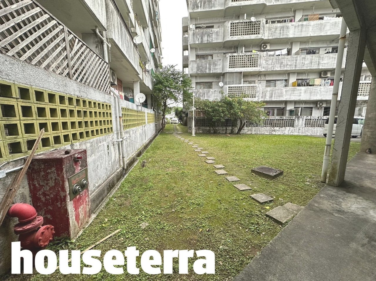 Photos of Maison S&K Yogi Building A (Condominium in Okinawa City) 13
