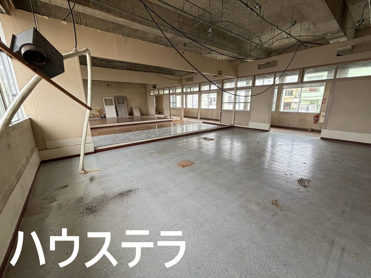 バライルビル 2階(沖縄市・収益)の写真11