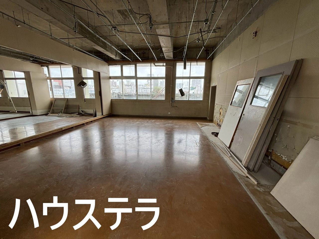 バライルビル 2階(沖縄市・収益)の写真14