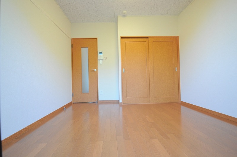 レオパレスラッキー 108号(西原町・マンション)の写真8