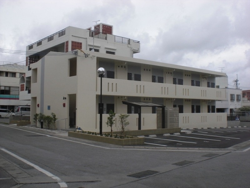 レオパレスwinwin 201号(宜野湾市・マンション)の写真3