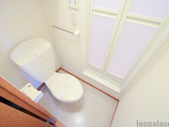 レオパレス新都心メカル 202号（那覇市・マンション）の写真4