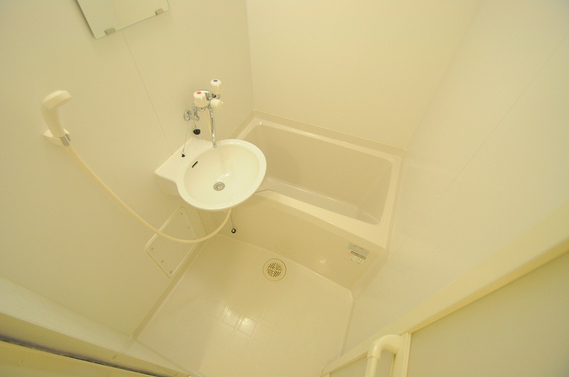 レオパレスビスタヒガワ 105号(那覇市・マンション)の写真6